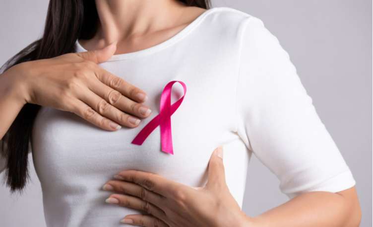 breast cancer specialist in Dwarka